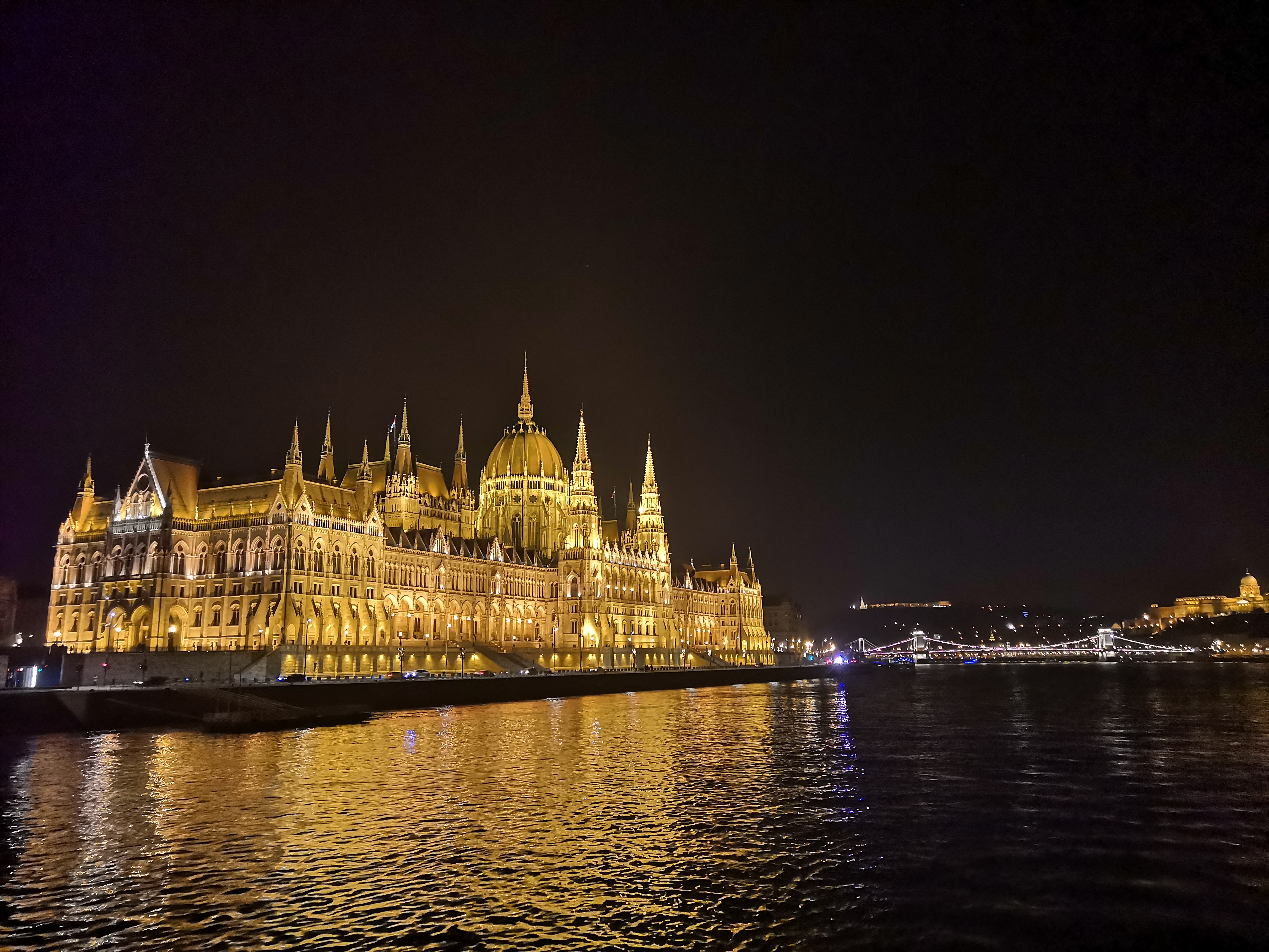 Buda Castle at night