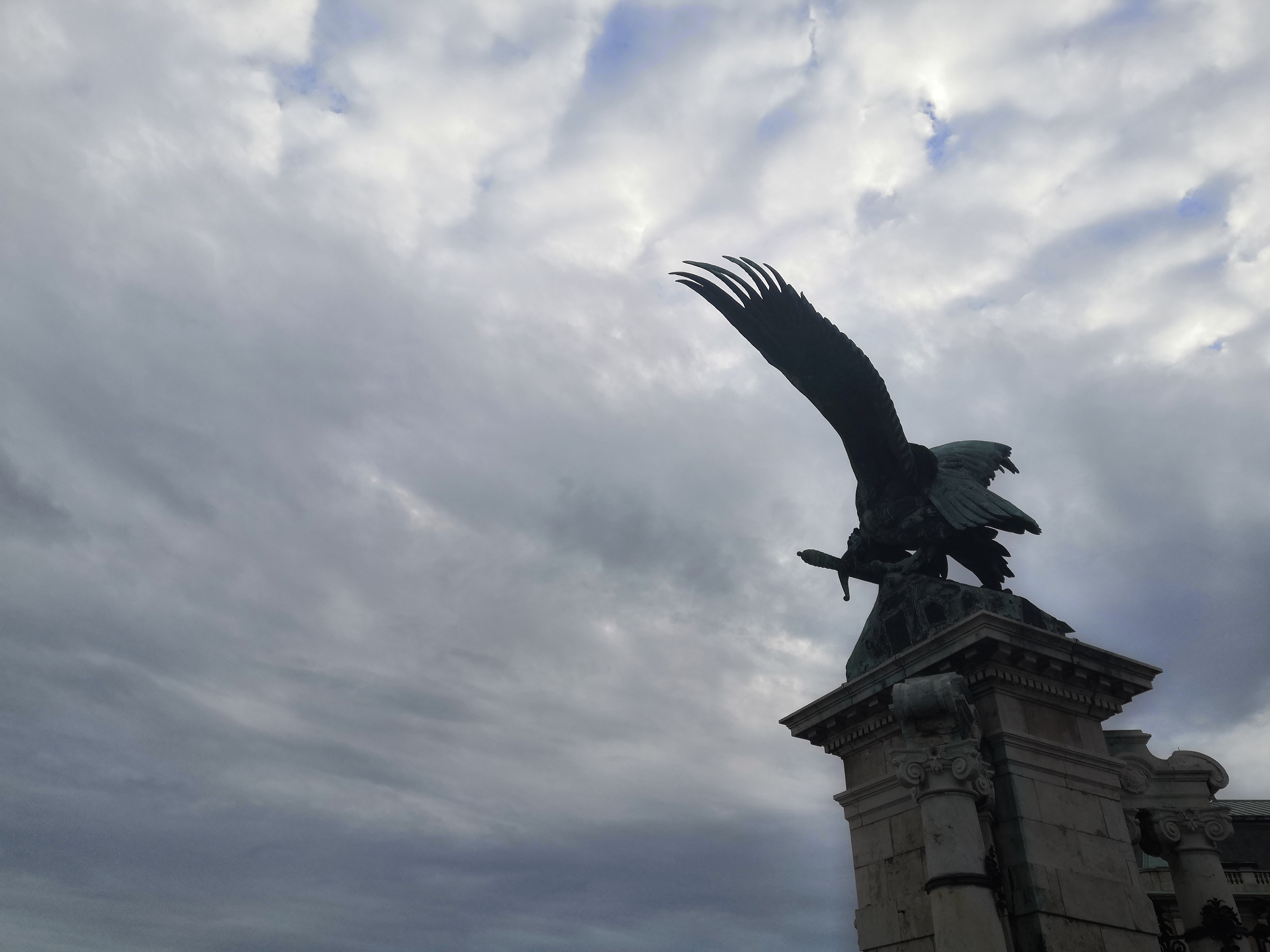 Statue of eagle